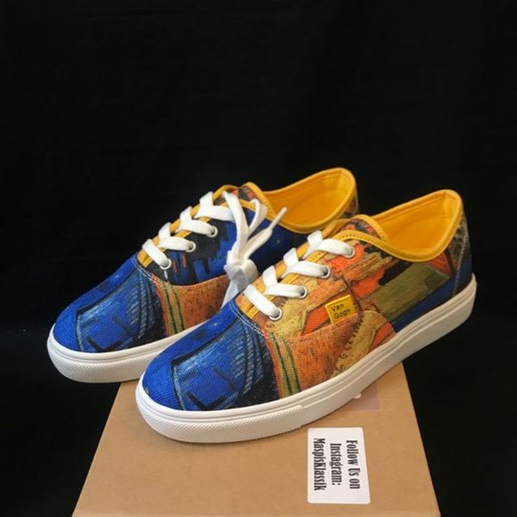 Women's Low Top Platform Lace Up Fashion Sneakers - Picture 7 of 9